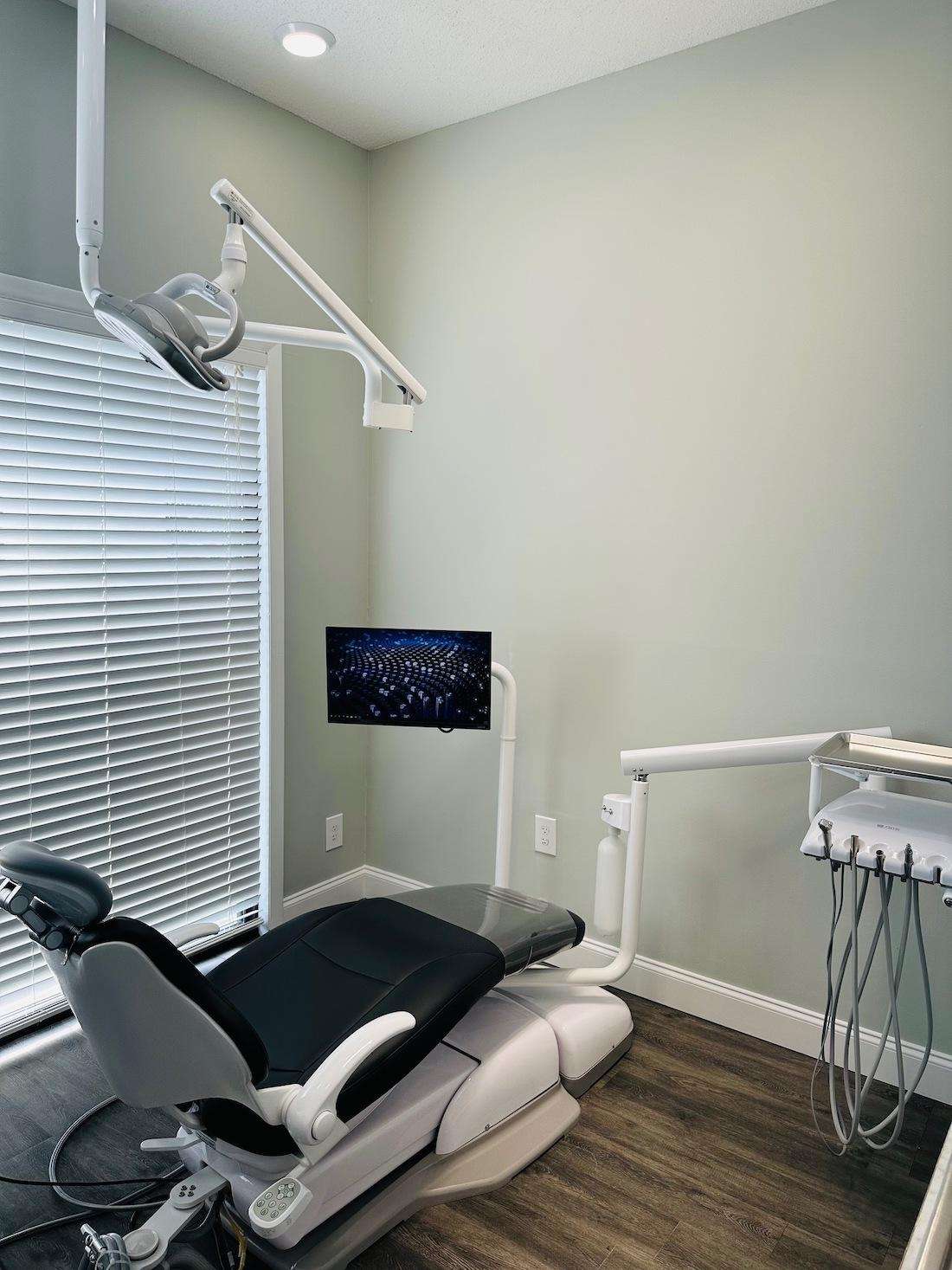 dentist exam room chair with tv | cookeville tn dentist office